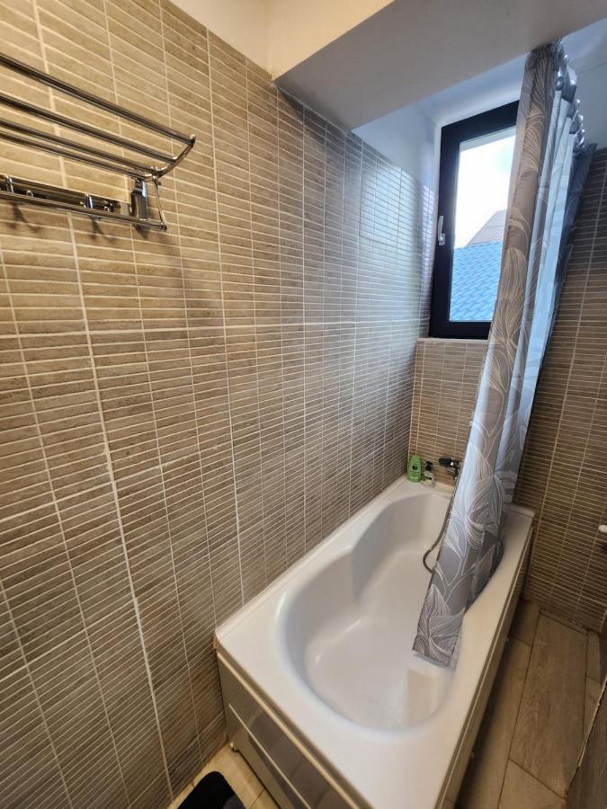 New House In Ultra Center Near Iulius & Palas Mall Ясси Екстер'єр фото